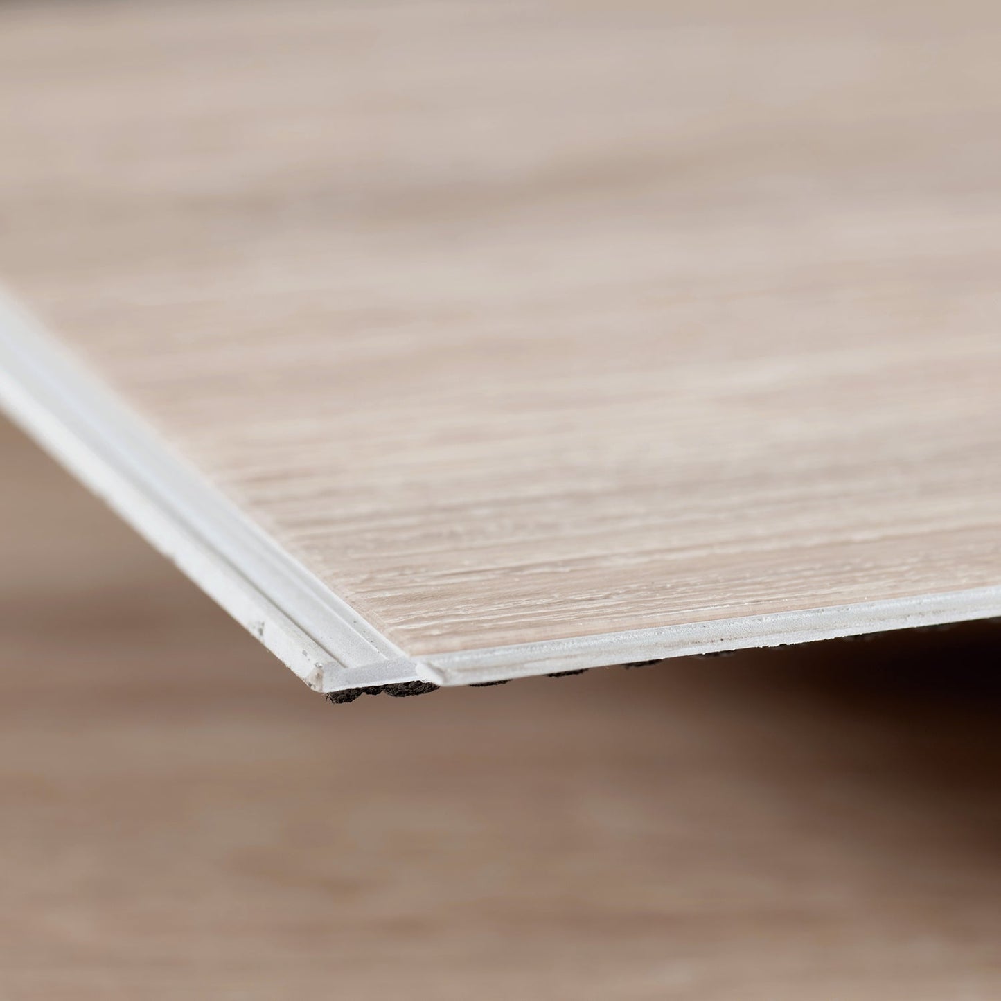 Lucida USA MaxCore Hesonite 7-3/32-in W x 5.5-mm T Waterproof Click-Lock Luxury Vinyl Plank Flooring, 24.5-sq ft/Box