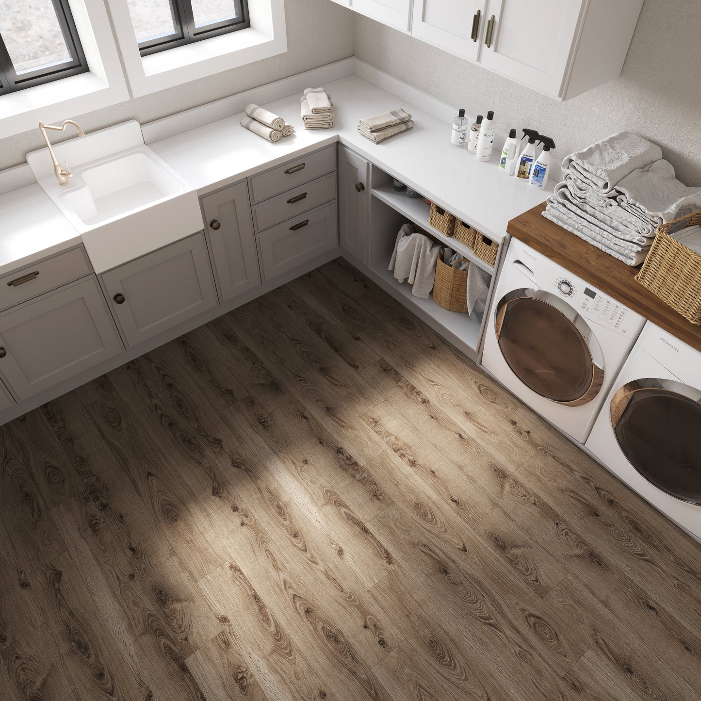 Lucida USA Maxcore Siliceous 7-3/32-in Wide x 5-1/2-mm Thick Waterproof Interlocking Luxury Vinyl Plank Flooring (24.5-sq ft)