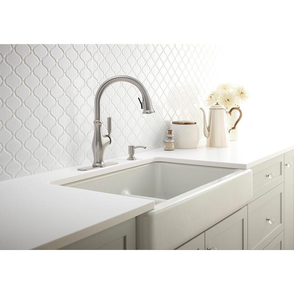 Worth Single-Handle Pull-Down Sprayer Kitchen Faucet in Vibrant Stainless - Super Arbor