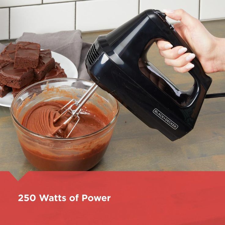 6-Speed Black Hand Mixer with 2 Wire Beaters, 2 Dough Hooks and Storage Case