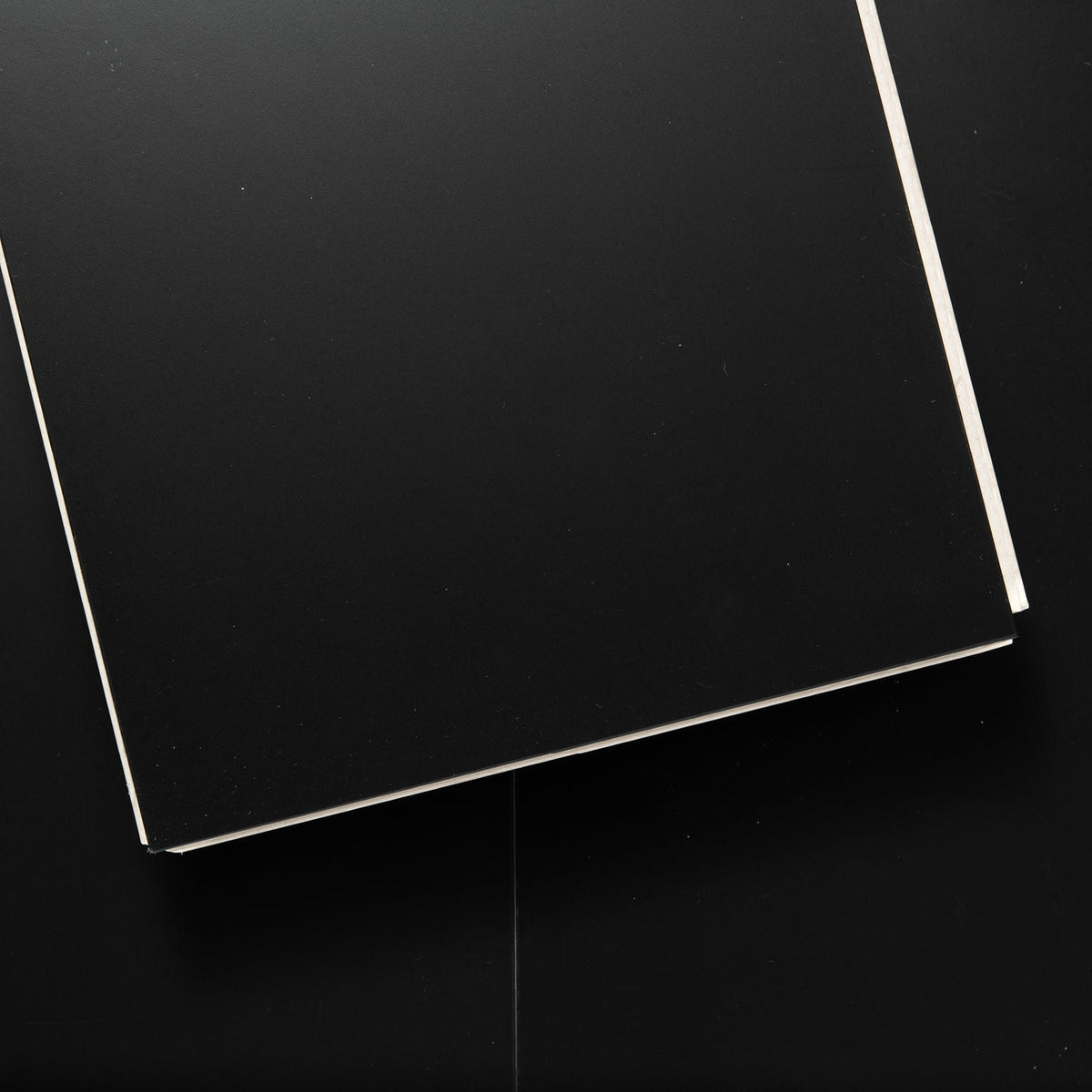 Lucida USA (Sample) MaxCore ULTRA Piano Black Vinyl Plank, 7.31 in x 48 in