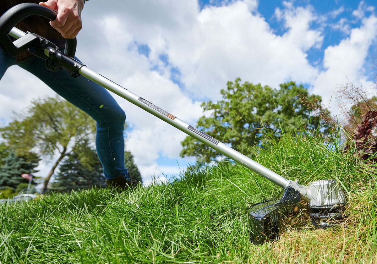 Toro 60-Volt Max Lithium-Ion Brushless Cordless 14 in./16 in. String Trimmer with 2.5 Ah Battery and Charger
