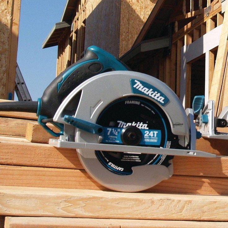 15 Amp 7-1/4 in. Corded Lightweight Magnesium Circular Saw with LED Light, Dust Blower, 24T Carbide blade, Hard Case