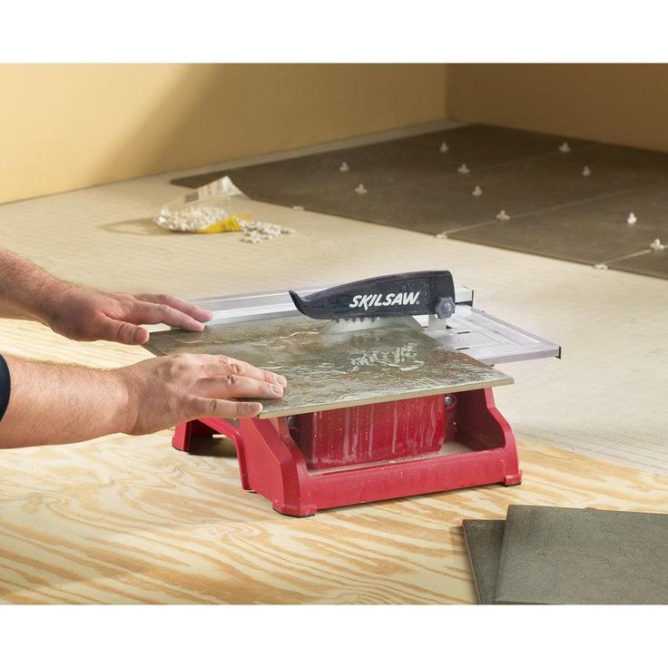 SKIL 7-in 4.2-Amp Wet Tabletop Tile Saw