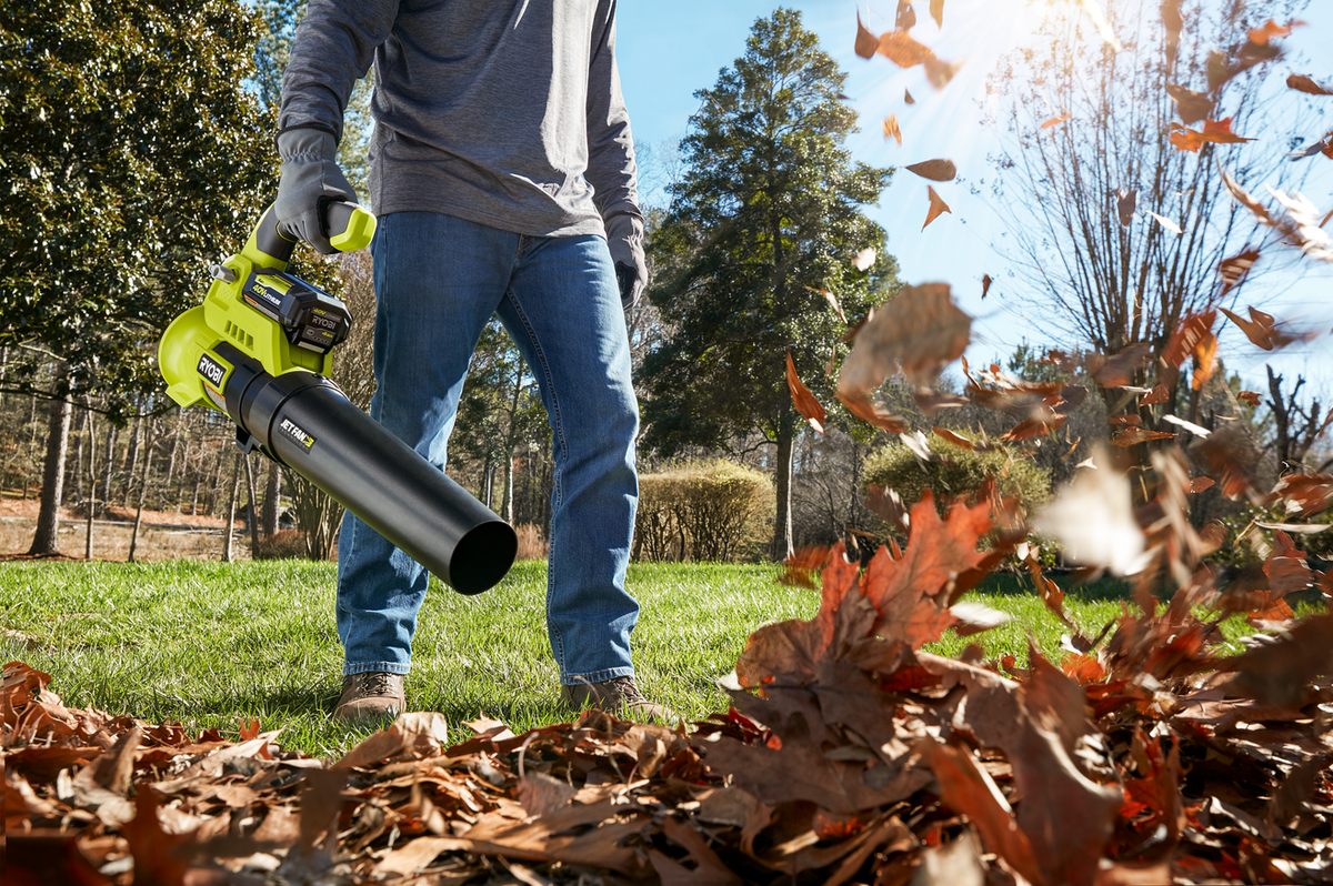 RYOBI 110 MPH 525 CFM 40-Volt Lithium-Ion Cordless Variable-Speed Jet Fan Leaf Blower with Two 4.0 Ah Batteries and Charger