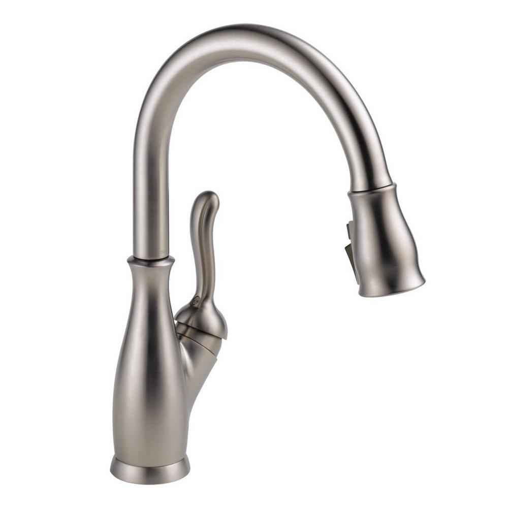Leland Single-Handle Pull-Down Sprayer Kitchen Faucet with ShieldSpray in Stainless - Super Arbor