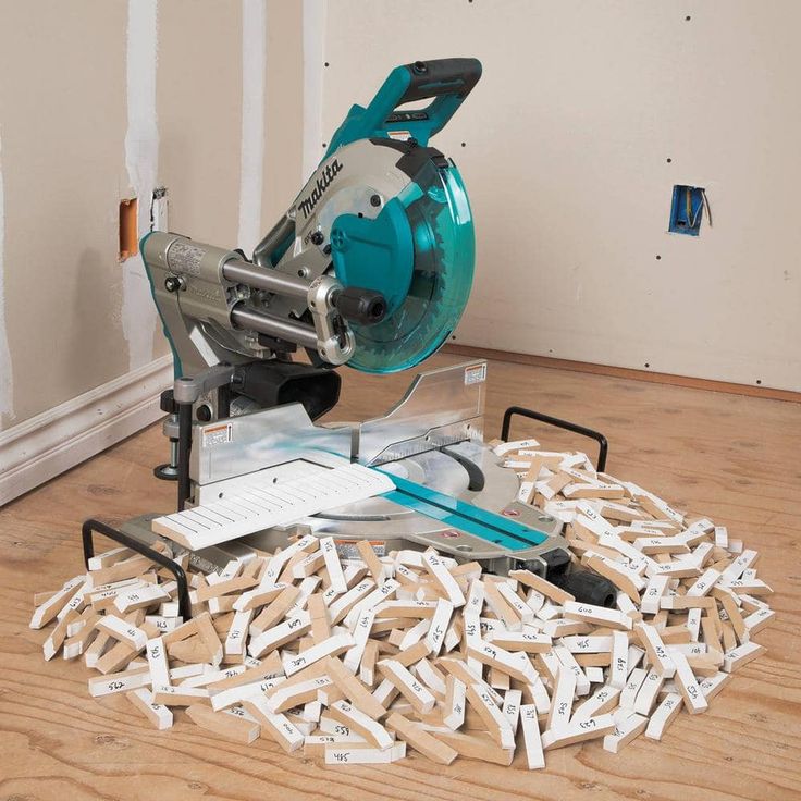 18-Volt X2 LXT Lithium-Ion 36-Volt Brushless Cordless 10 in. Dual-Bevel Sliding Compound Miter Saw Kit Laser 5.0 Ah