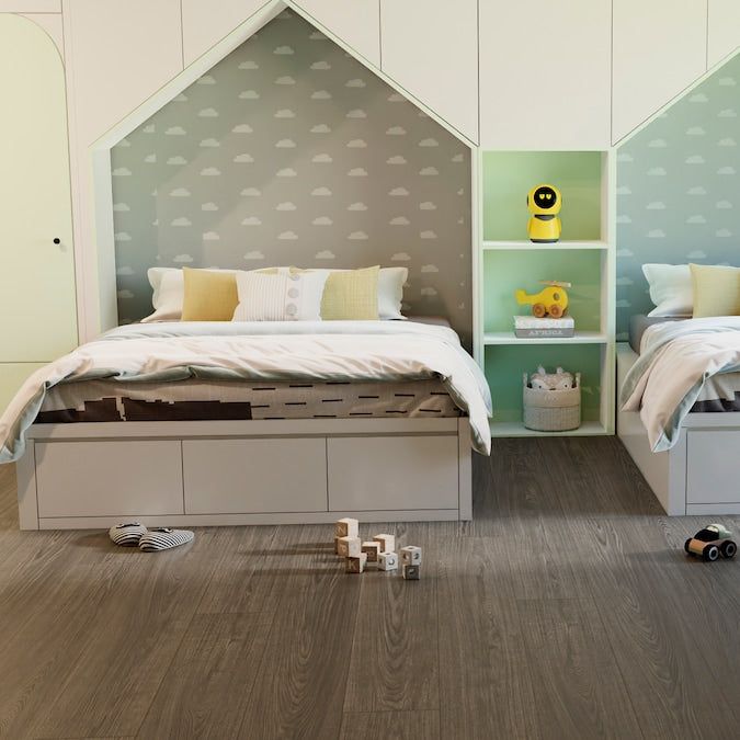 STAINMASTER Shadow Pond Oak 10-mm T x 7-1/2-in W x 50-in L Waterproof Wood Plank Laminate Flooring (21.06-sq ft / Carton)