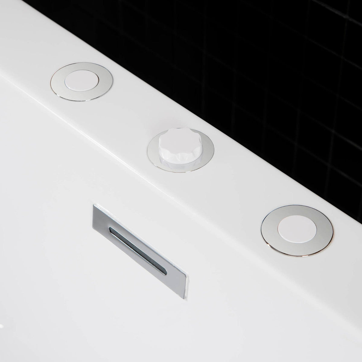 WOODBRIDGE Andria 67 in. Acrylic Freestanding Whirlpool & Air Bathtub with Drain and Overflow, White