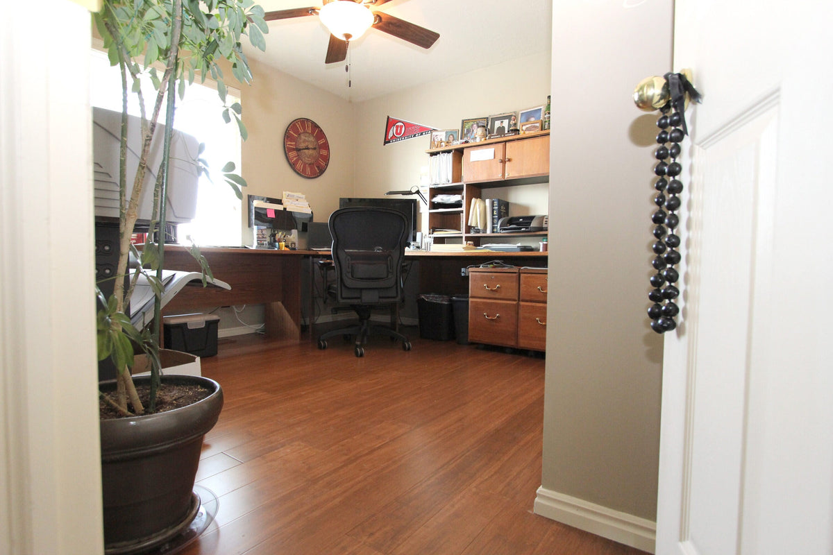Cali Bamboo Fossilized Prefinished Mocha Bamboo 9/16-in T x 5-in W Smooth/Traditional Solid Hardwood Flooring Sample