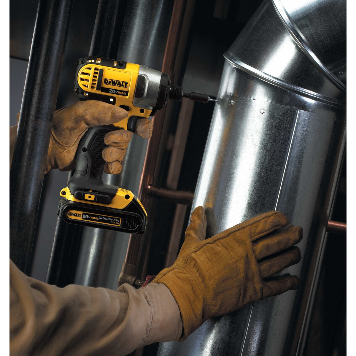 DEWALT 20-Volt MAX Variable Speed Cordless Impact Driver Kit with 2 Batteries, Charger & Bag