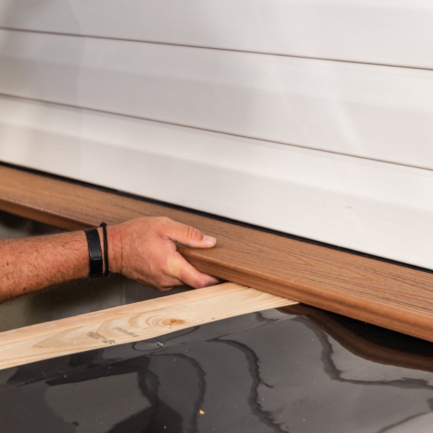 Trex Black Under Deck Ceiling Wall Flashing
