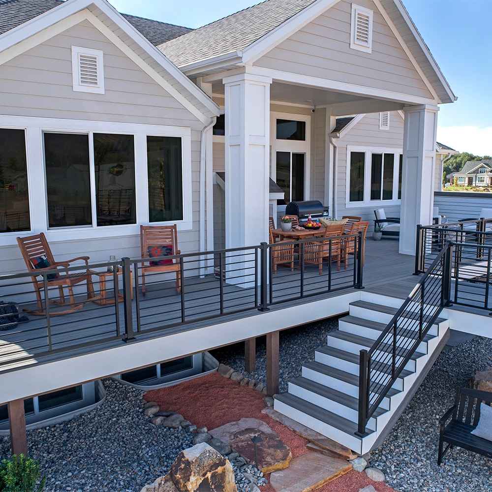 Trex Signature Railing 2.5-in x 2.5-in x 3-1/4-ft Charcoal Black Aluminum Deck Post