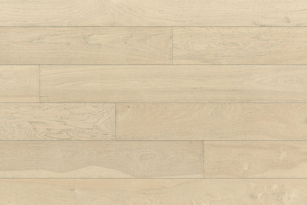 Bruce Forest Rain Woodsy Winter White Oak 7-7/16-in W x 1/4-in T x Varying Length Wirebrushed Waterproof Engineered Hardwood Flooring (15.54-sq ft / Carton)