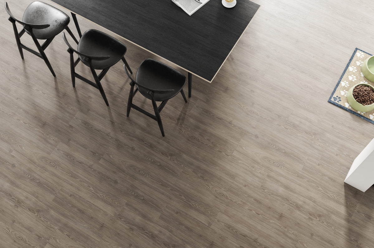 STAINMASTER PetProtect Willow 7-mm x 7-in W x 48-in L Waterproof Interlocking Luxury Vinyl Plank Flooring (18.57-sq ft/case)