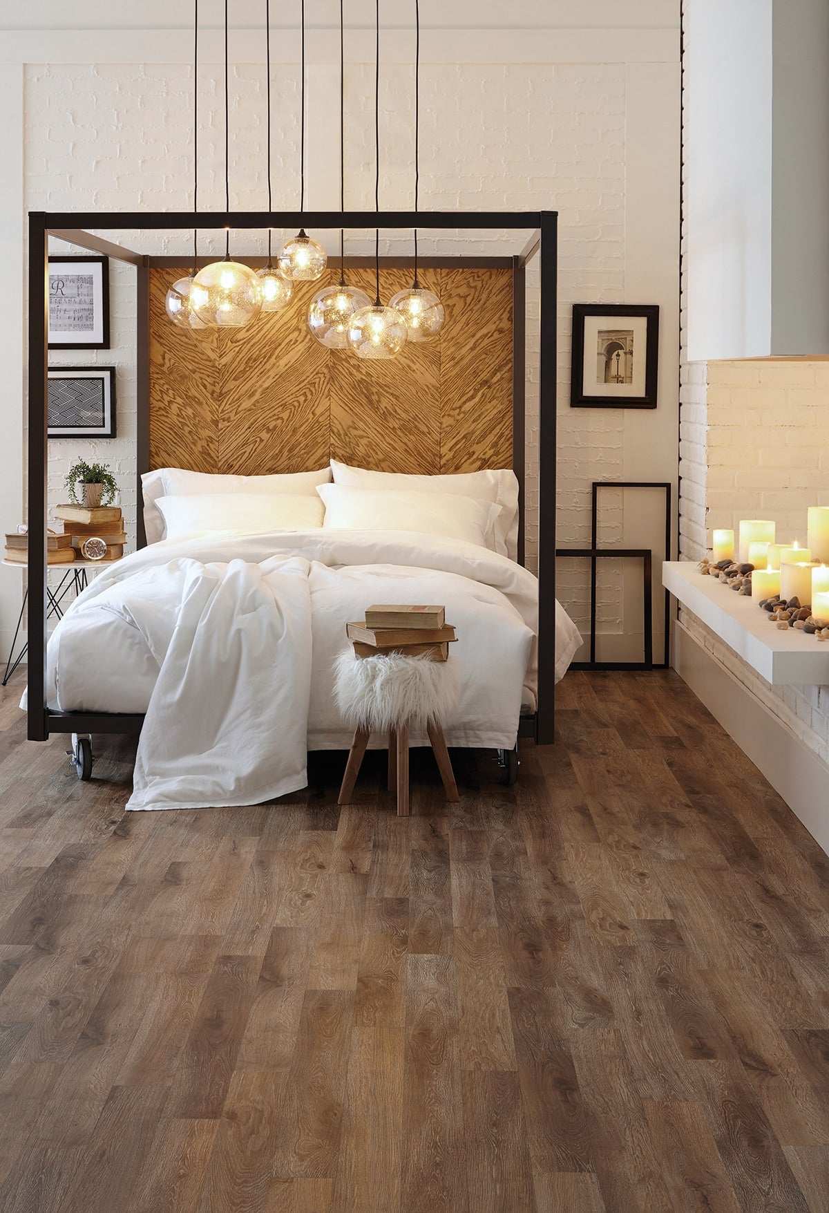 Style Selections Safari 4-in W x 36-in L x 2-mm Water-Resistant Peel-and-Stick Vinyl Plank Flooring (1-sq ft)