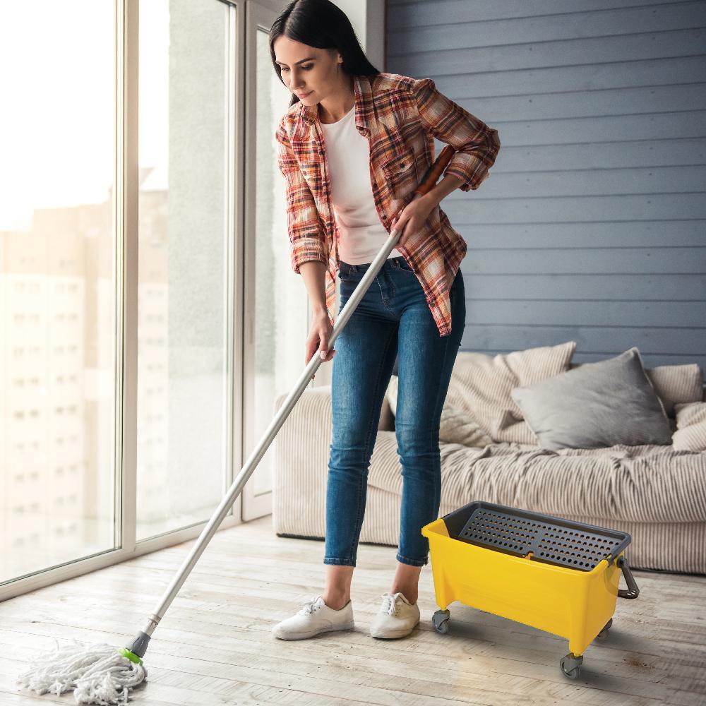18 Gal. Microfiber Mop Bucket, Yellow - Super Arbor