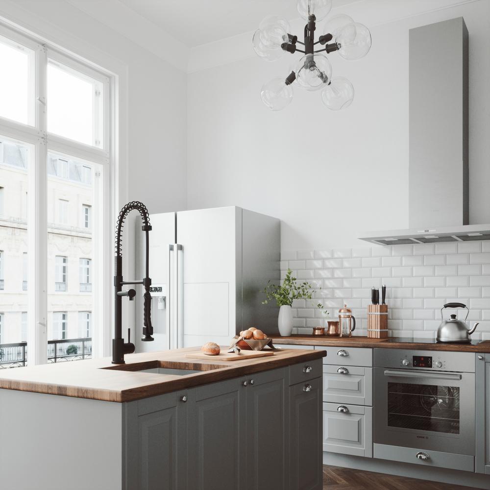 Zurich Single-Handle Pull-Down Sprayer Kitchen Faucet in Matte Black - Super Arbor
