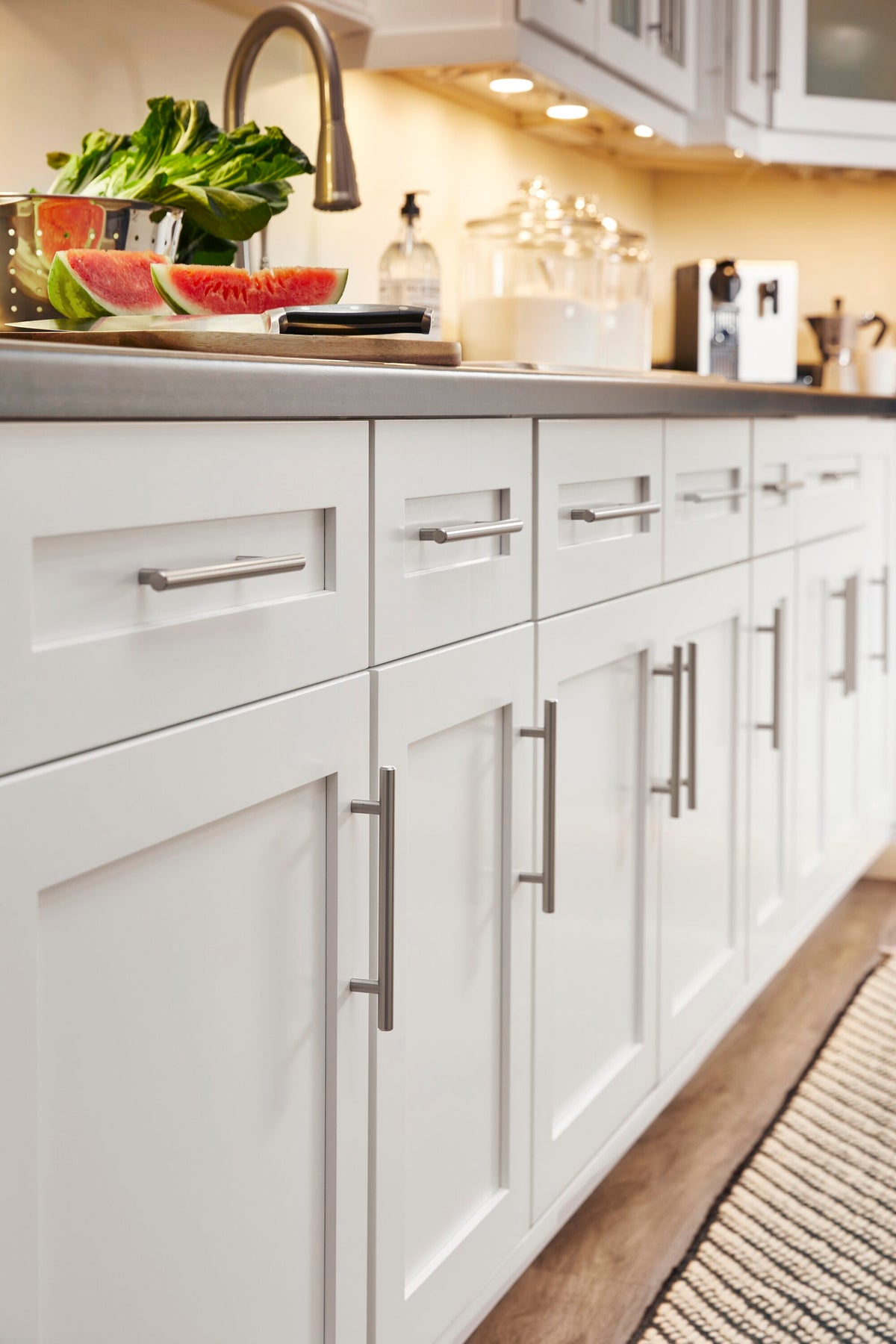 Valleywood Cabinetry 9-in W x 34.5-in H x 24-in D Marine Blue Birch Base Ready To Assemble Plywood Cabinet (Flat Panel Shaker Door Style)
