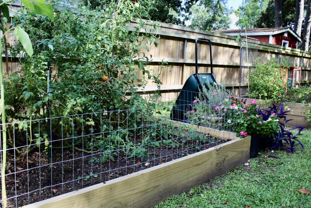 IRONRIDGE Gray Steel Welded Wire Rolled Fencing with Mesh Size 2-in x 4-in