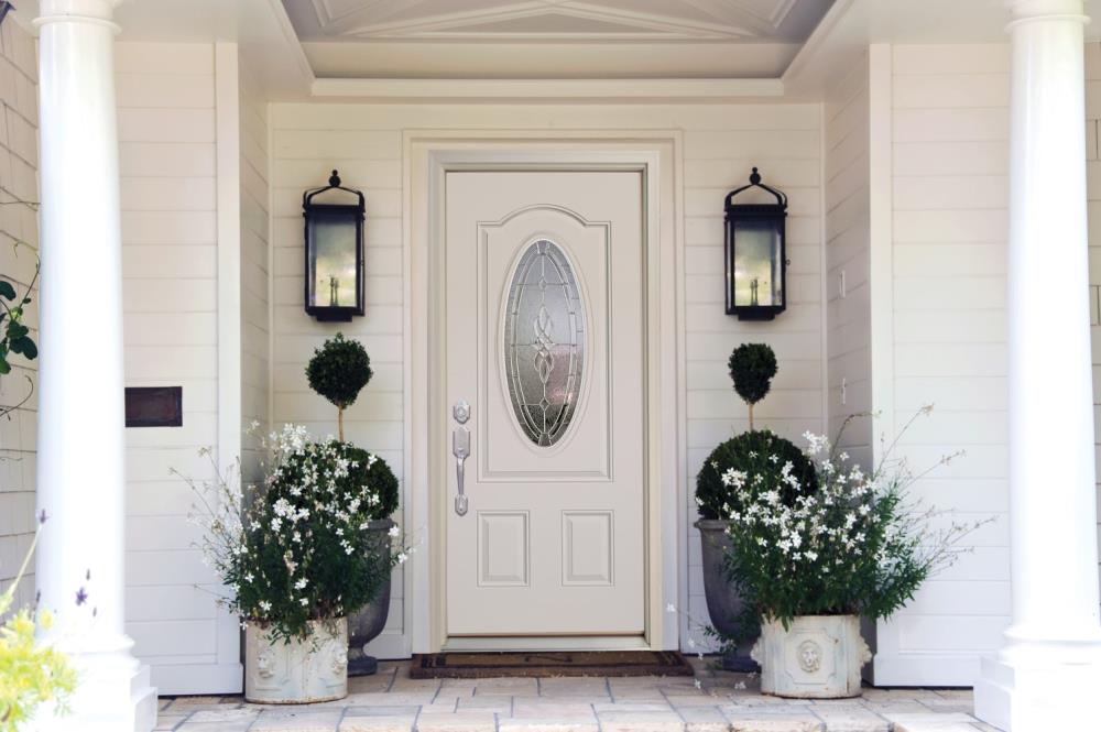 Therma-Tru Benchmark Doors Hampton 36-in x 80-in Steel Oval Lite Right-Hand Inswing Ready-to-Paint Unfinished Prehung Single Front Door with Brickmould