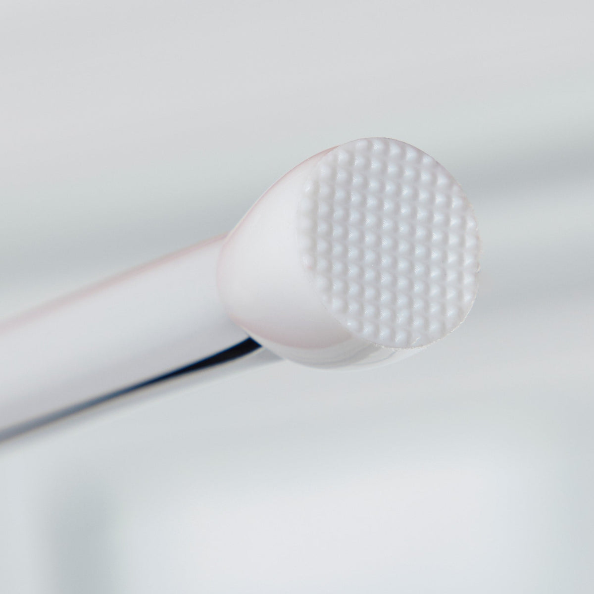 Project Source 28-in to 48-in White Steel Tension Curtain Rod with Finials