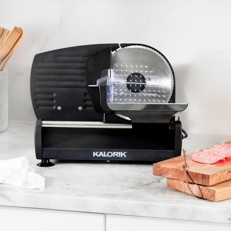 200 W Black Professional Food Slicer