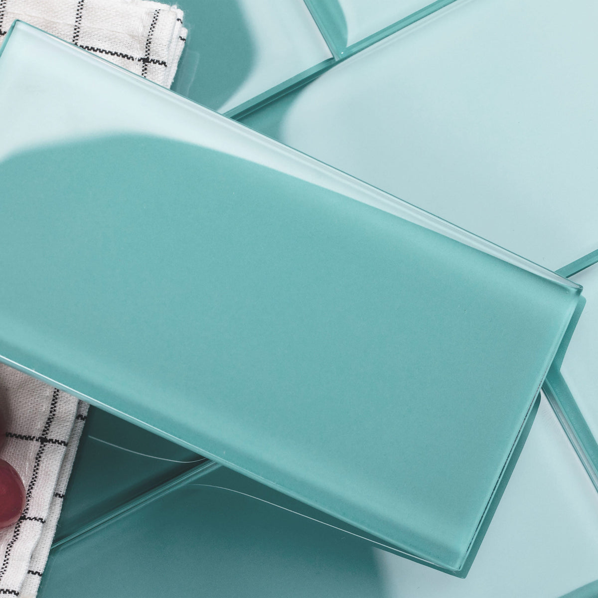 Giorbello (Sample) 3x6 Glass Subway Tiles Teal 3-in x 6-in Glossy Glass Brick Subway Wall Tile