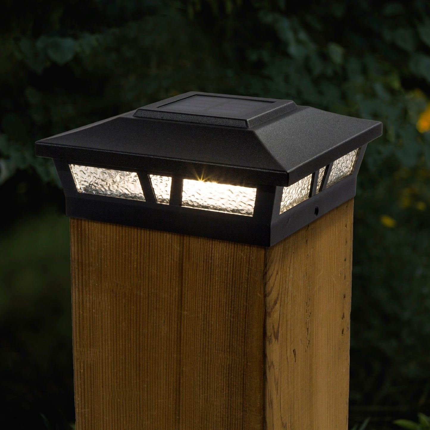 Classy Caps 6-in x 6-in 10-Lumen 0.2-Watt Black Solar LED Outdoor Post Cap Light (2700 K)