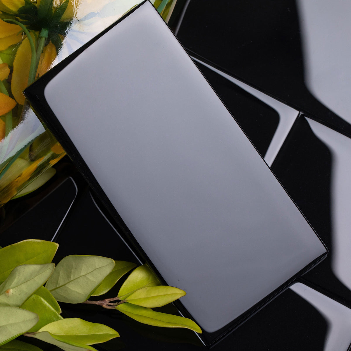 Giorbello Classic Premium Black 6-in x 12-in Glossy Glass Subway Wall Tile (5-sq. ft/ Carton)