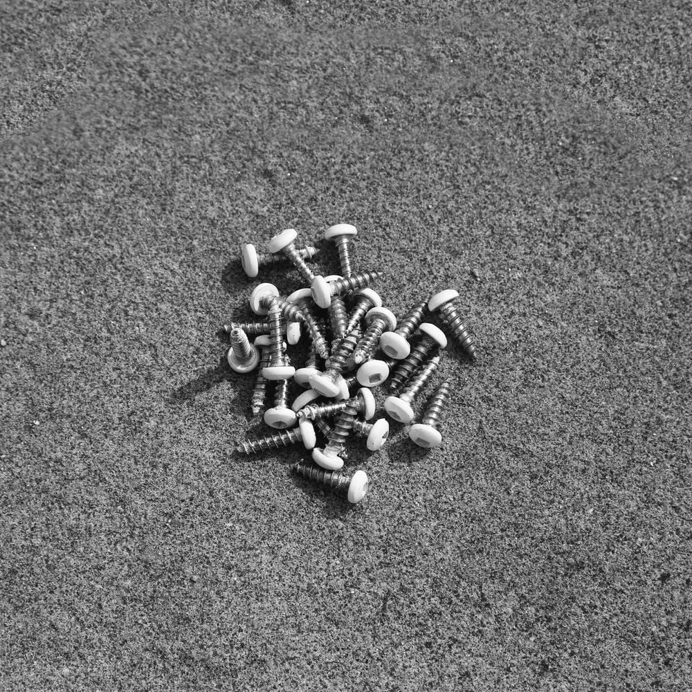 Freedom 5-in White Metal Screw For Vinyl Fence 30-Pack