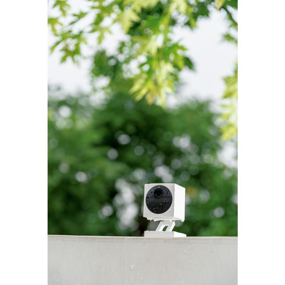 Wireless Outdoor Surveillance Camera Plus MicroSD Card Includes Base Station - Super Arbor