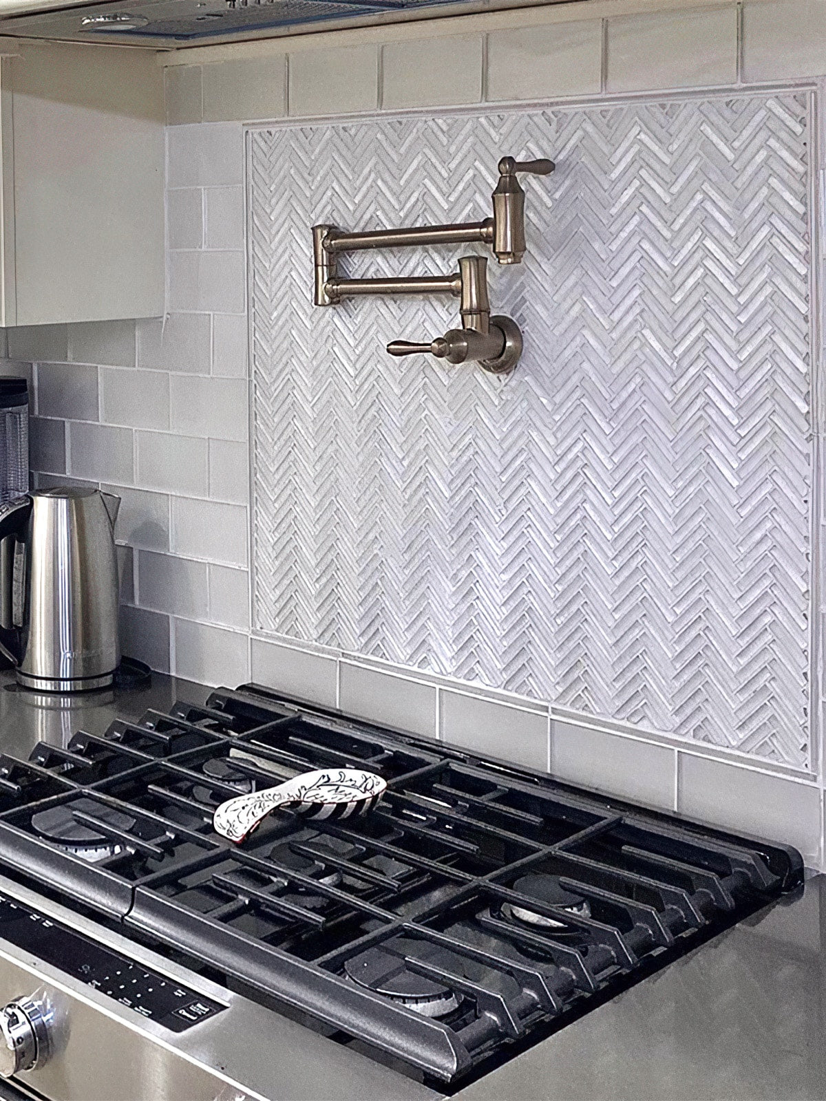 Apollo Tile Winterland White 12-in x 12-in Multi-finish Glass Herringbone Patterned Floor and Wall Tile (4.83-sq. ft/ Carton)