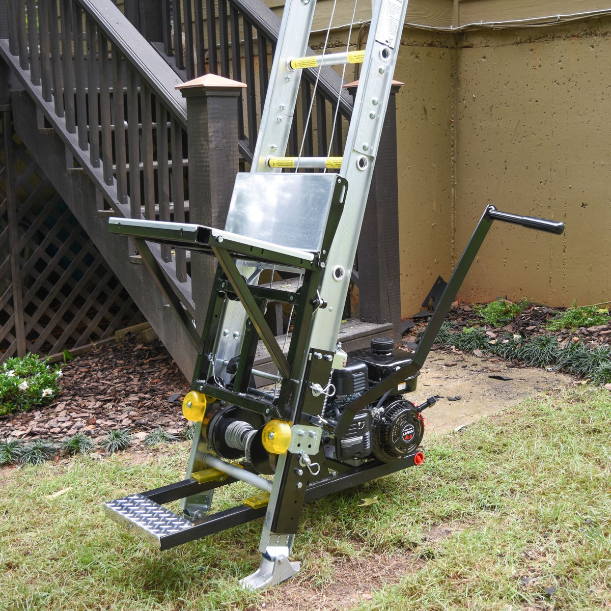 Tie Down TranzPorter TP250 Roofing Platform Ladder Hoist with Lifan Engine, 28–44 ft Reach, 250 lb Capacity