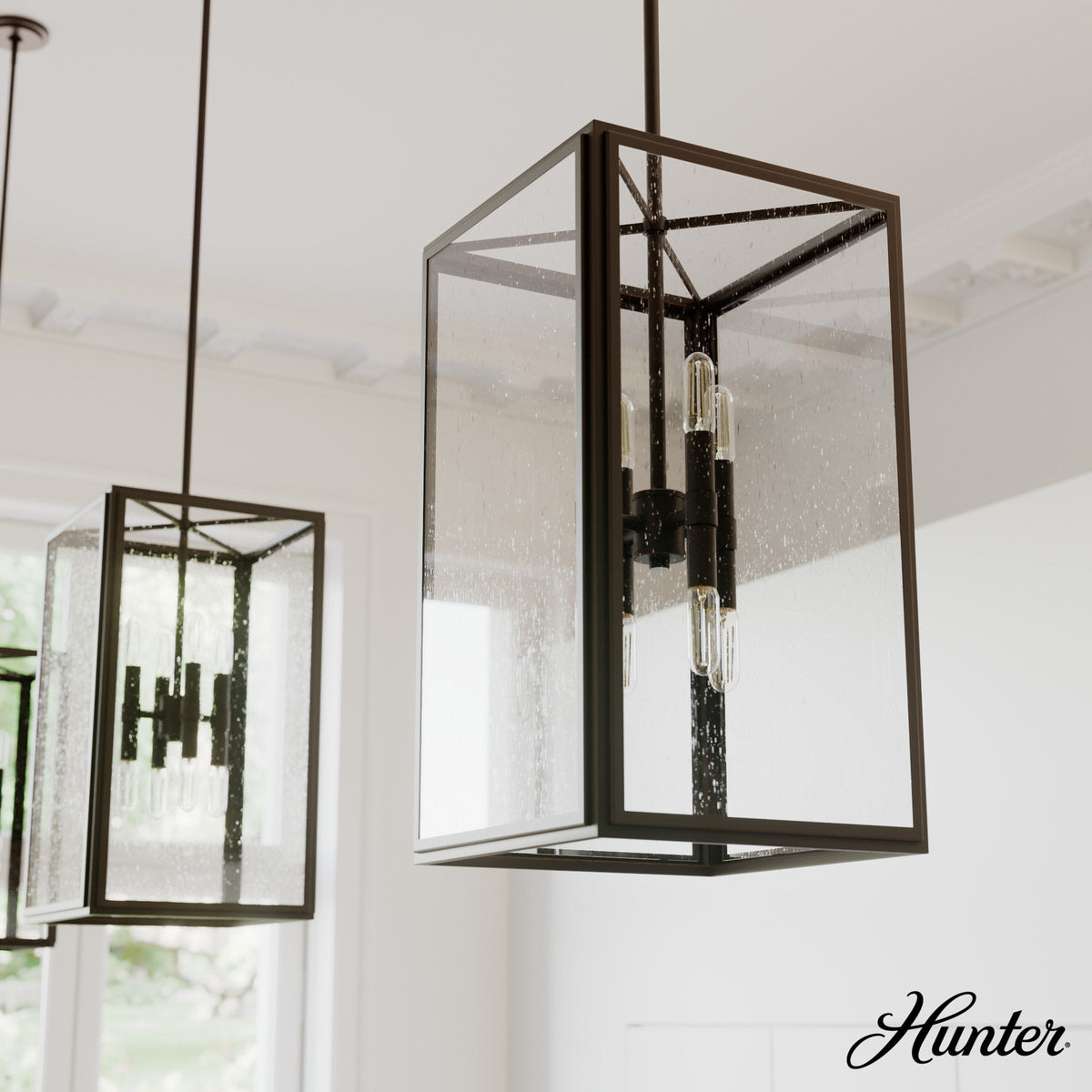 Hunter Felippe 8-Light Onyx Bengal Modern/Contemporary Seeded Glass Lantern LED Medium Hanging Pendant Light