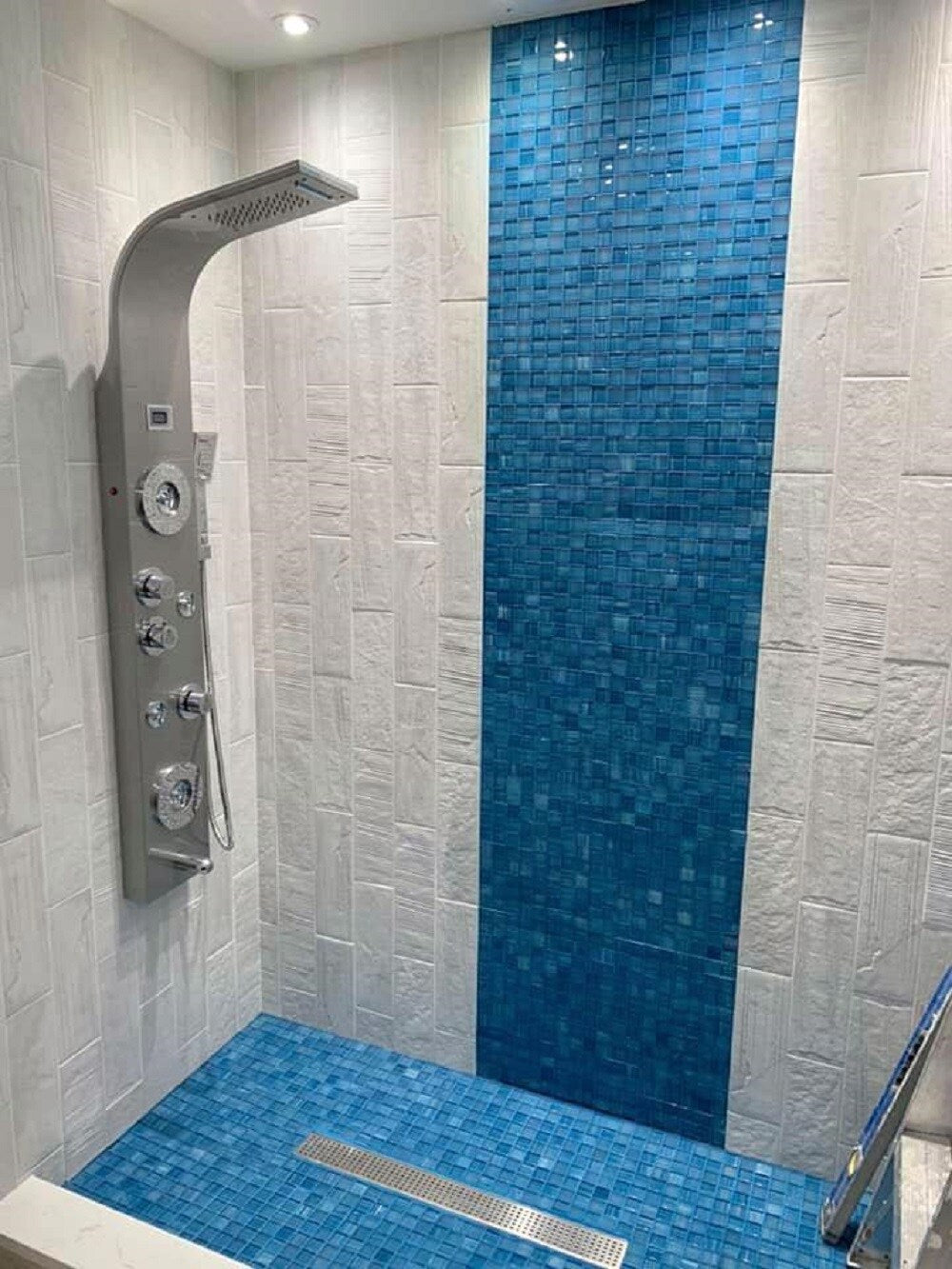Apollo Tile Nirvana Blue 12-in x 12-in Polished Glass Uniform Squares Floor and Wall Tile (4.43-sq. ft/ Carton)