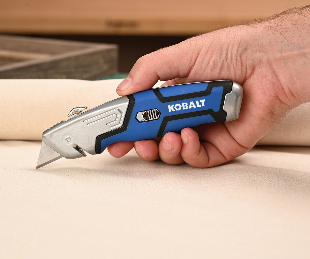Kobalt 3-Blade Retractable Utility Knife with On-Tool Blade Storage, 3/4-in Blade Width
