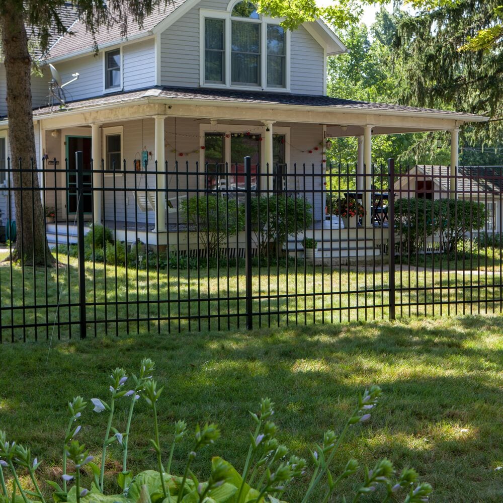 Freedom Providence 9-ft H x 2-in W Black Aluminum Spaced Picket Pressed-point Decorative Corner Fence Post