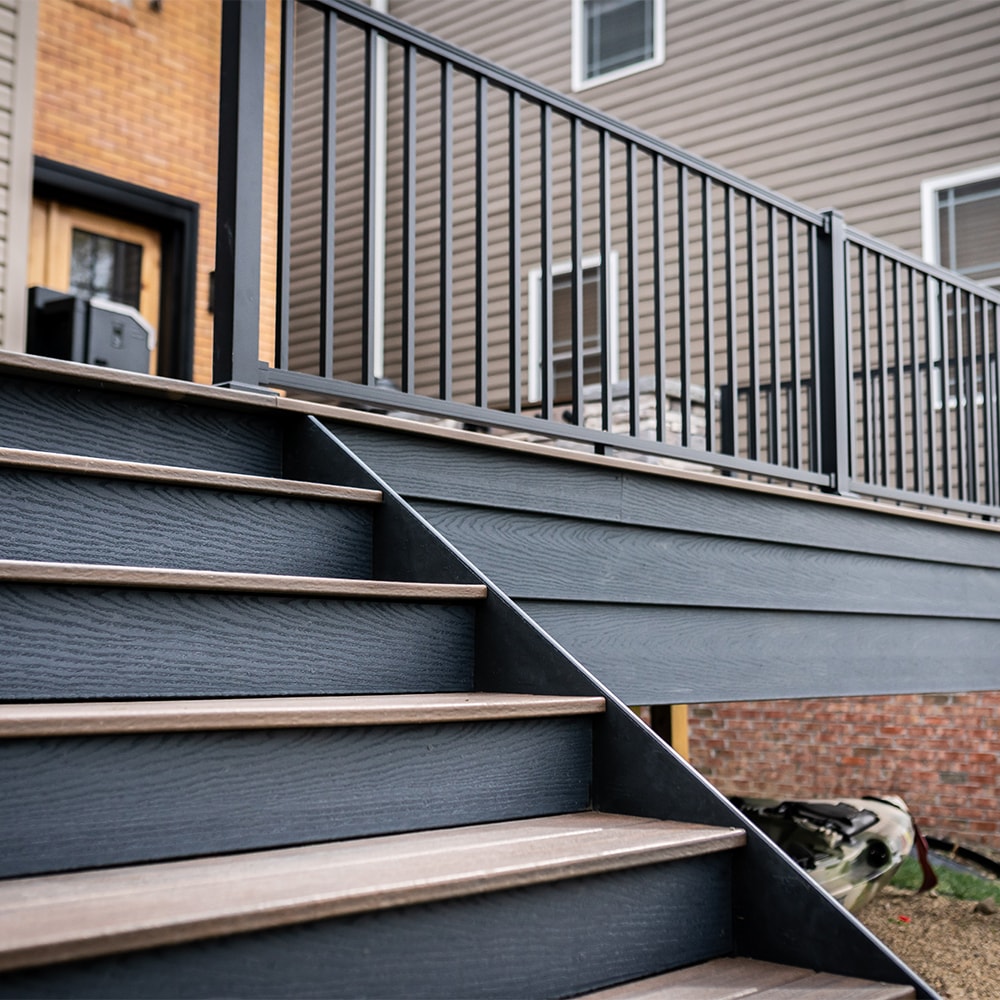 Trex Signature 6-ft x 36-in Charcoal Black Aluminum Deck Rail Kit