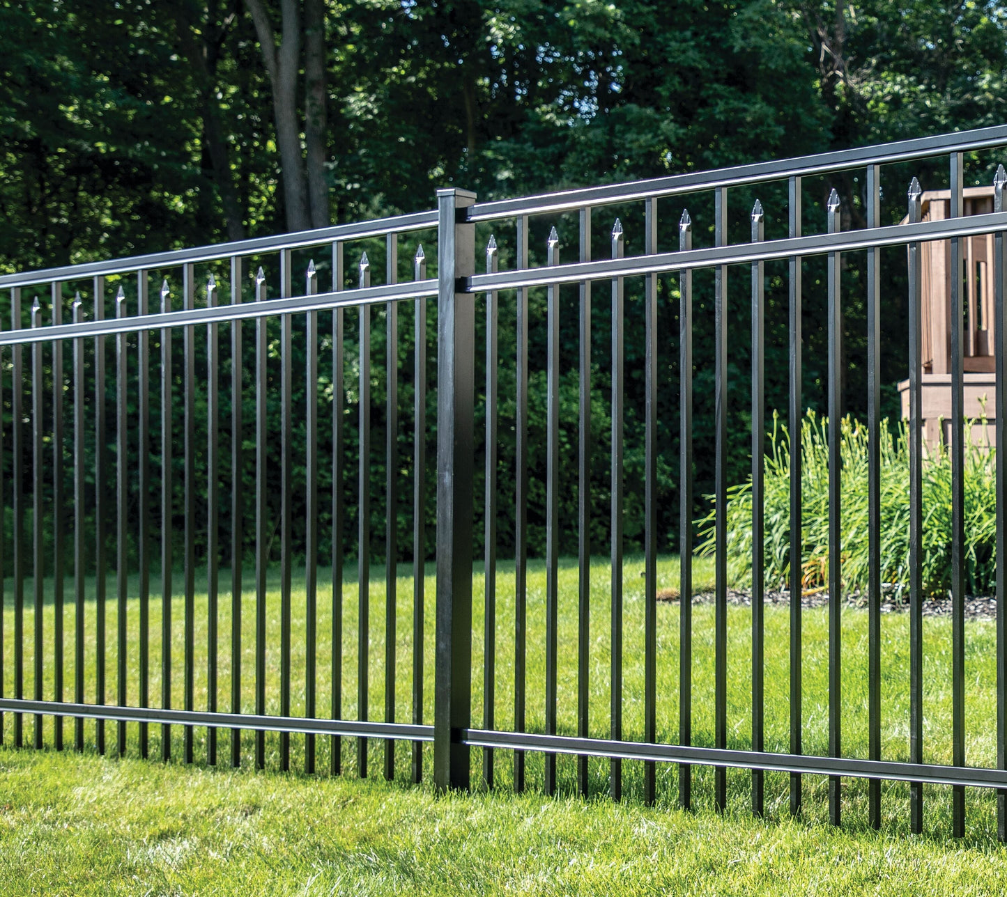 Freedom Concord/New Haven 7-ft H x 2-1/2-in W Black Aluminum Spaced Picket Flat-top Decorative Line Fence Post