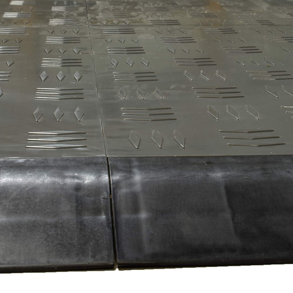 Greatmats 2.375-in W x 12.125-in L x 0.625-in T Interlocking PVC Plastic Gym Floor Tile (1.6-sq ft) (8-Pack)