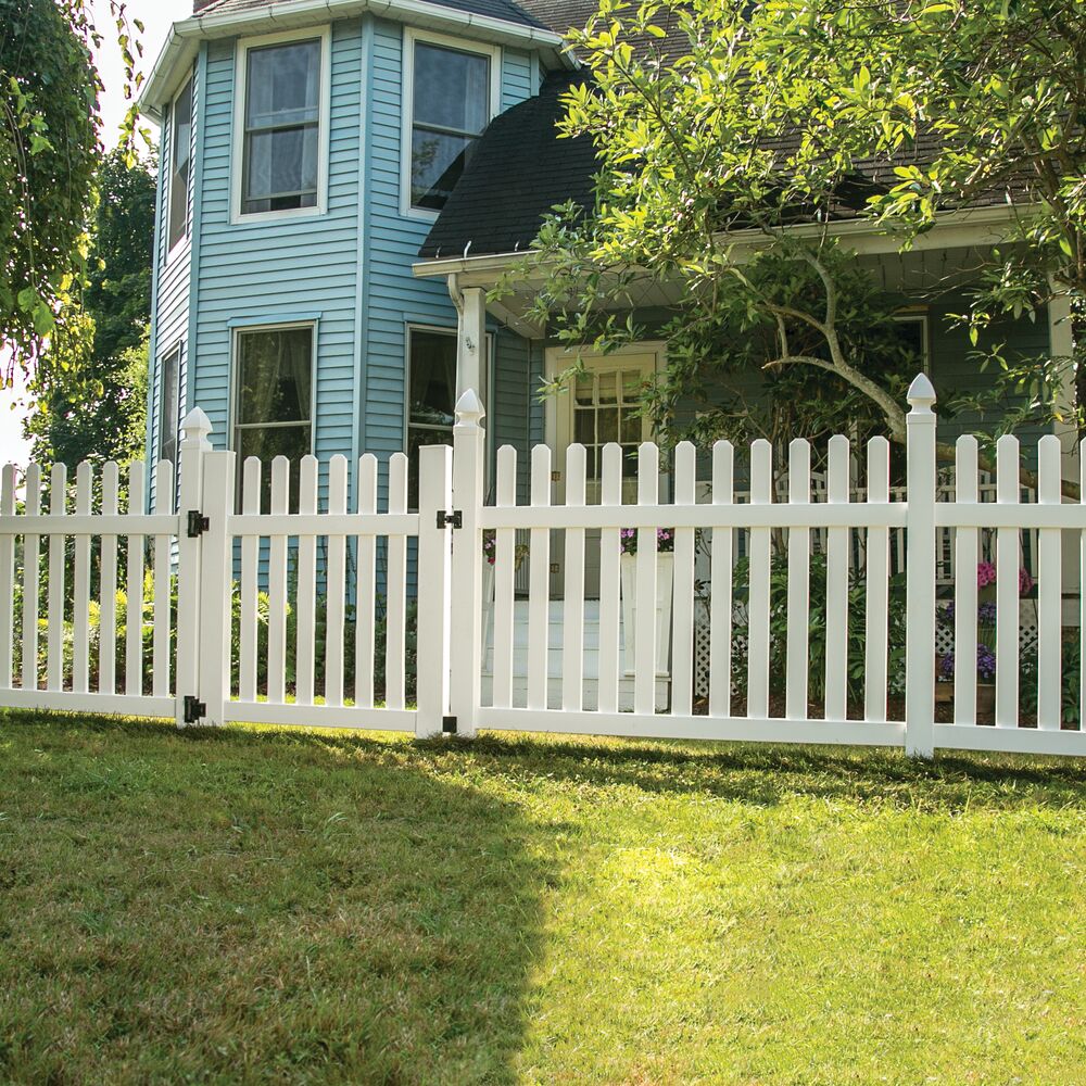 Freedom Coventry 4-ft H x 6-ft W White Vinyl Fence Panel (Unassembled)