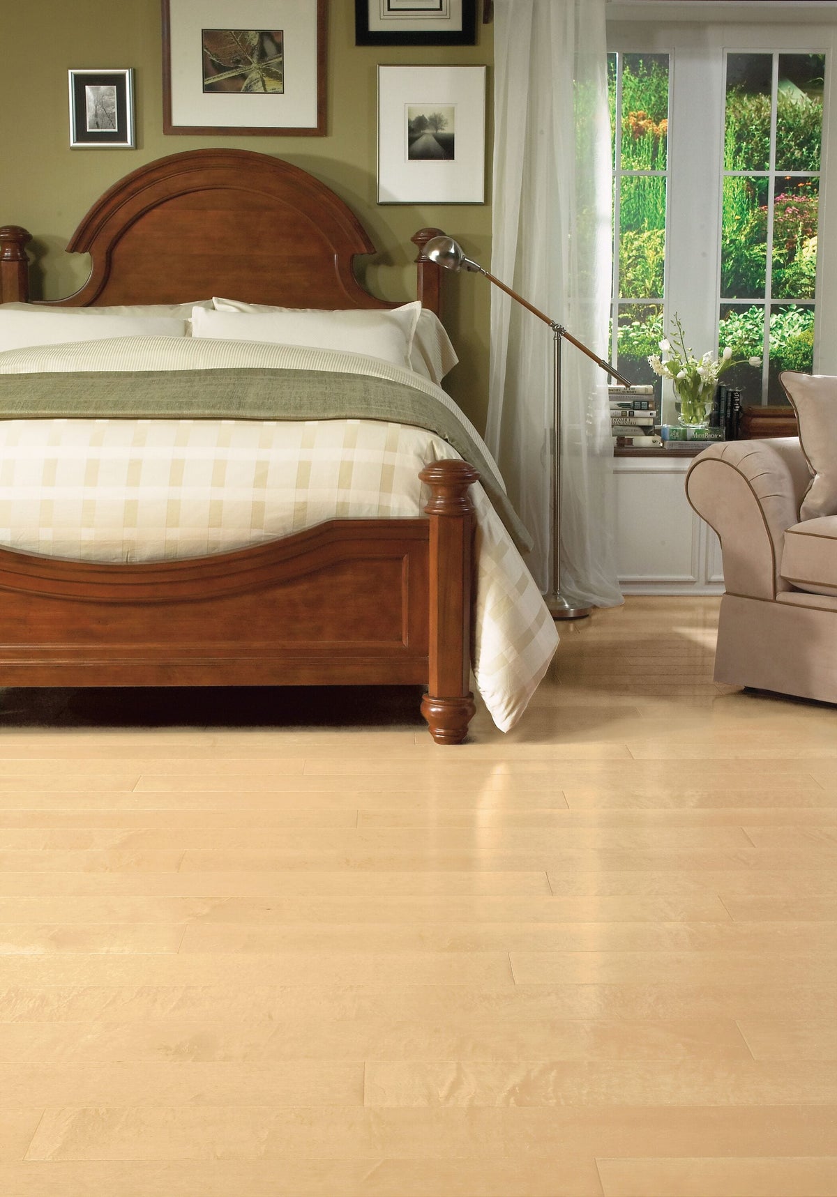 Bruce (Sample) Turlington Lock and Fold Natural Maple Engineered Smooth/Traditional Hardwood Flooring