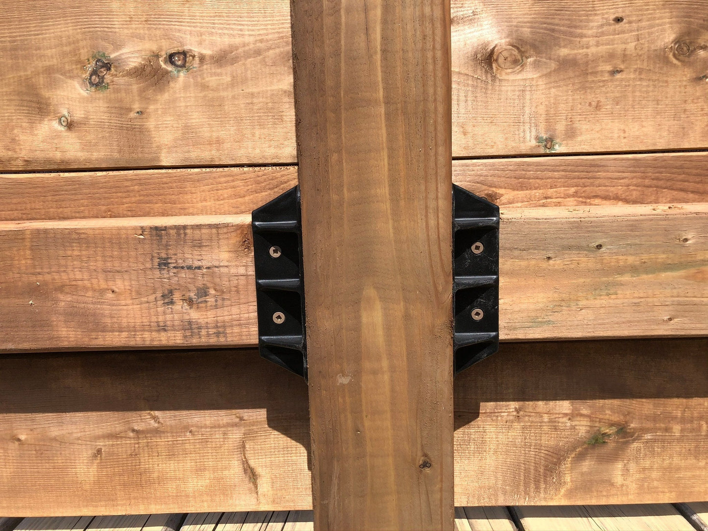 Fence & Deck Rite 5.18-in Black Polypropylene Bracket For Wood Fence 112-Pack