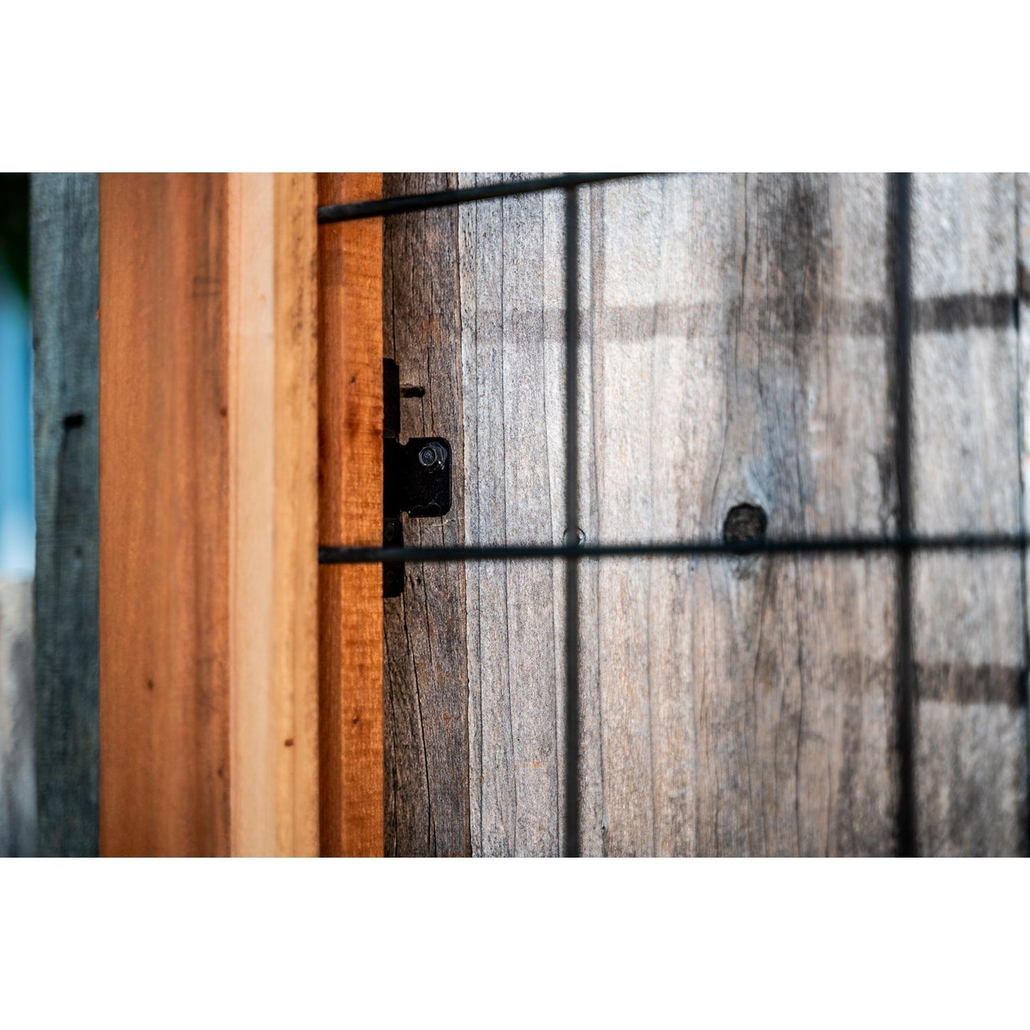 Simpson Strong-Tie 2.875-in x 3-in Rigid Tie Zmax Galvanized with Black Powder Coat Steel Rail Bracket