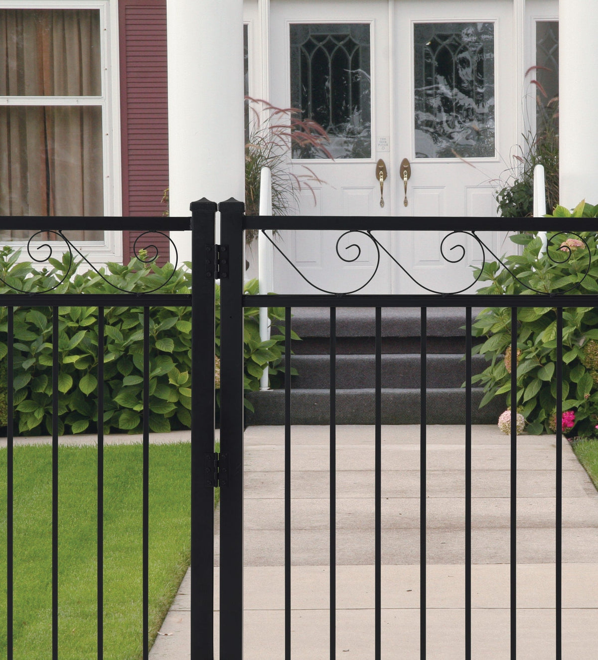 Gilpin 4-ft H x 47-in W Black Steel Decorative Metal Straight-top Decorative Standard Fence Gate