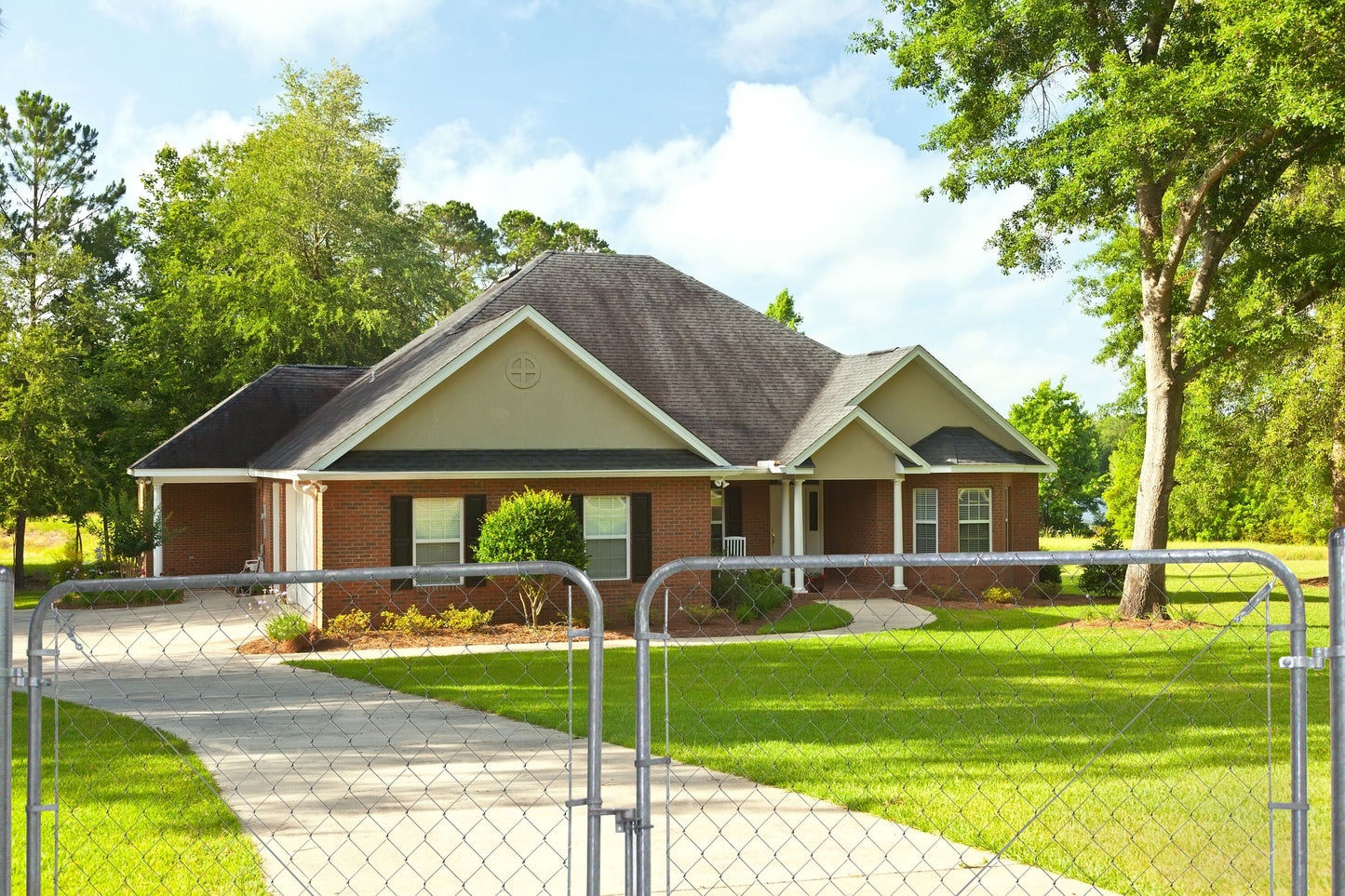 Fit-Right 5-ft H x 6-ft W Galvanized Metal Walk-thru Chain Link Fence Gate Kit with Mesh Size 2-in