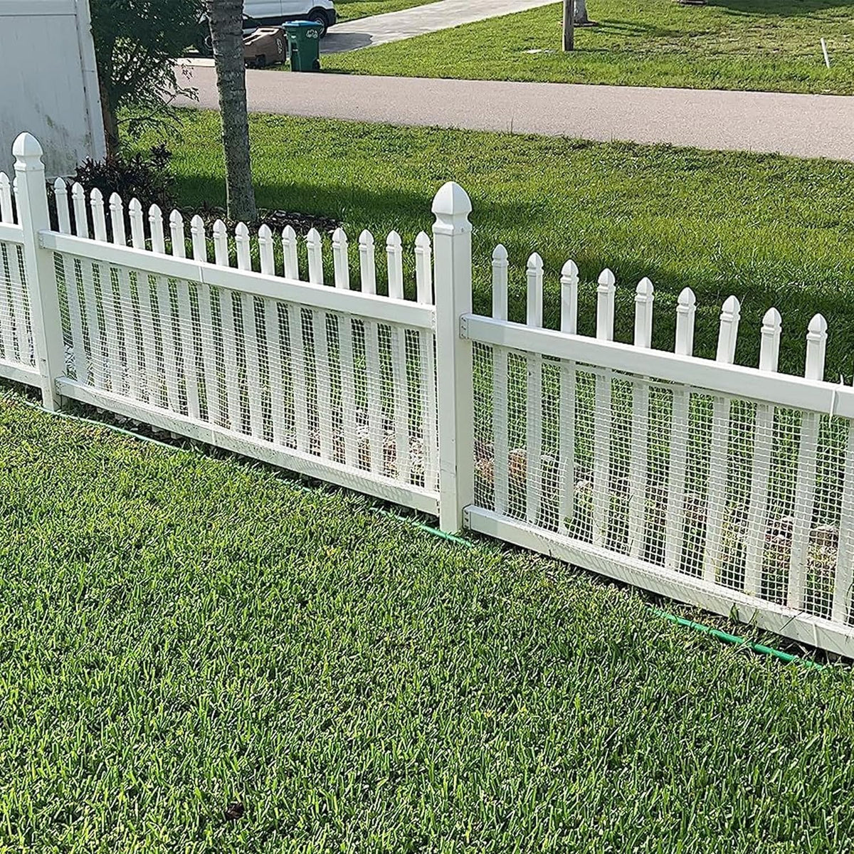 BOEN 25-ft x 3.33-ft 6-Gauge White Plastic Extruded Mesh Rolled Fencing