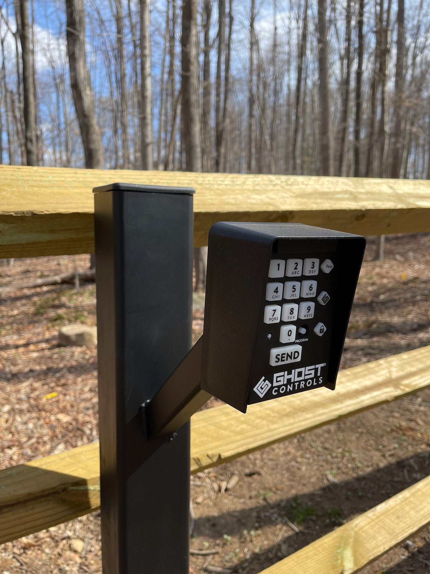 Ghost Controls Keypad Mounting Pedestal for Driveway Gate Opener - Party Mode, Vacation Mode, 20 Access Codes, Battery Powered