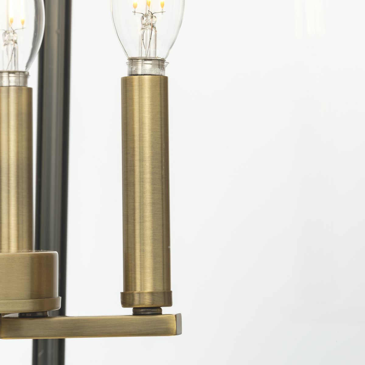 Progress Lighting Hillcrest 4-Light Transitional Chandelier